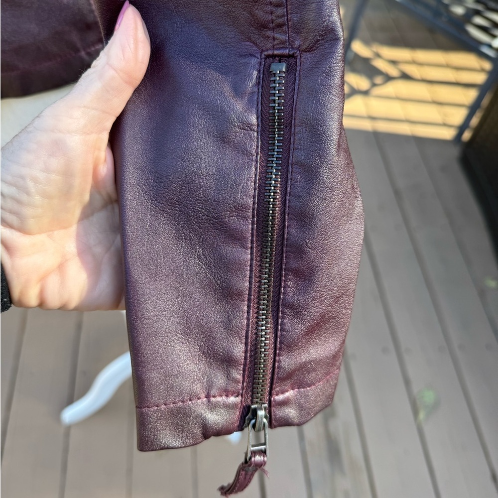 Max Studio Women’s Biker/Moto Style Jacket Dark Plum/Burgundy Size XSmall NWTS - Picture 3 of 8